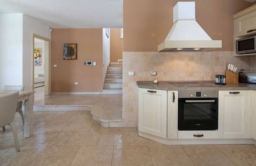 Lasici Villa | Modern holiday home with pool, fully air-conditioned