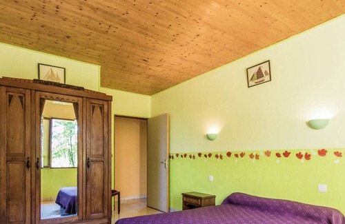 Salignac-Eyvignes House | Modern Holiday Home in Salignac-Eyvigues with Swimming Pool