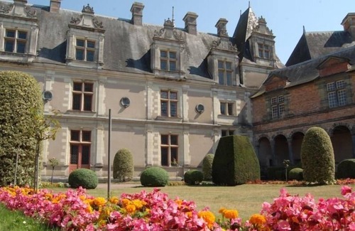 Nozay Cottage | Modern House with Garden, Near Nantes - 3 Bedrooms, Wifi, Baby Equipment, Enclosed Garden