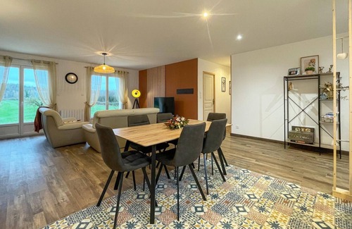 Bailleul Cottage | Modern house with terrace, garden, and WIFI, near hiking trails