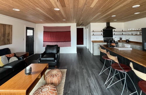 Polson House | Modern Lake Bungalow w/ Majestic Views!