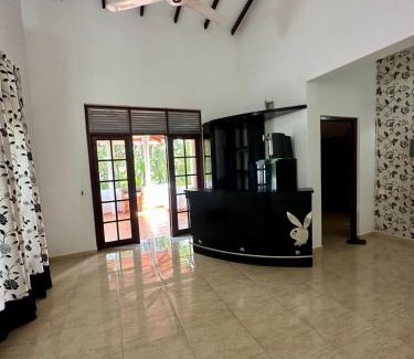 Pita Kotte House | Modern 2 Story, 4BR House, Kotte