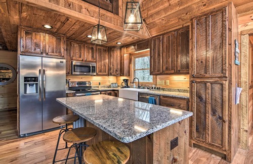 Murphy Cabin | Modern Murphy Cabin w/Nottely River Views!