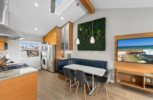 Ocean Beach Apartment | Modern Newly Renovated 2BR Apt in Heart of Ocean Beach