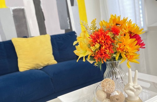 Redford House | Modern Oasis, Charming 3-bedroom 2 Bath house