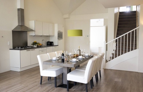 Heimbach Apartment | Modern Penthouse with Sauna