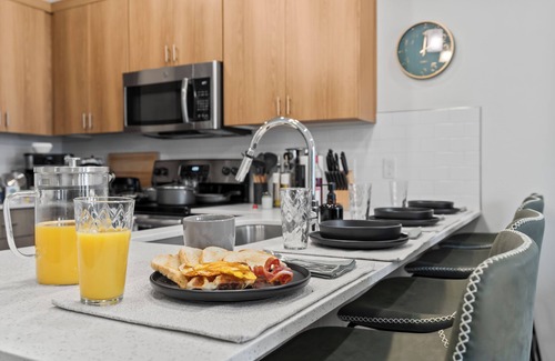 Downtown Salt Lake City Apartment | Modern Pet Friendly Downtown Retreat!