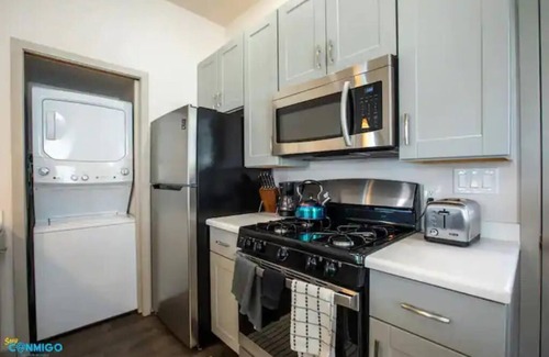 Fairpark House | Modern Stay MINS↠Downtown SLC 2BD with Bunk Bed
