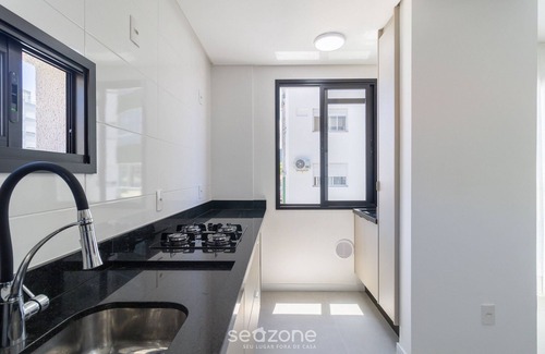 Florianopolis Apartment | Modern Studio 650m From Ufsc - Cnt303