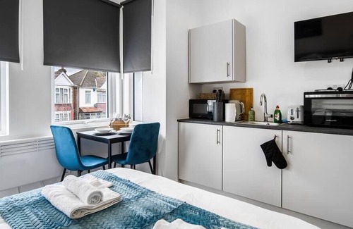Wembley Central Apartment | Modern Studio Rooms in Wembley 3