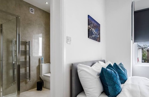 Wembley Central Apartment | Modern Studio Rooms in Wembley 3