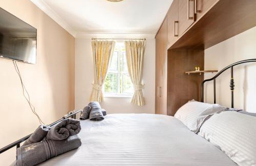 Grand Canal Dock Apartment | Modern Stylish Central Apt with free parking