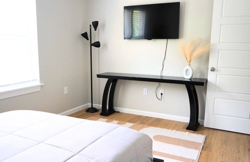 Hanahan House | Modern Townhome In Charleston