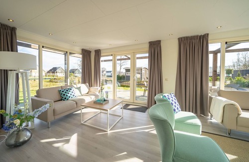 Susteren Villa | Modern villa 30km from Maastricht