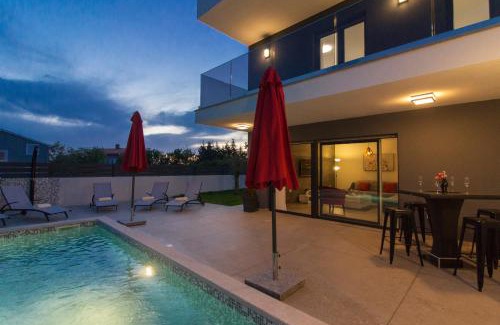 Liznjan Villa | Modern villa Ema near Pula and beach by WiiBuk