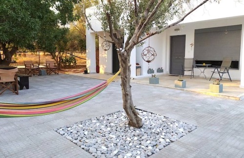 Kineta Villa | Modern Villa near beach between Athens-Attica and Corinth-Peloponnese