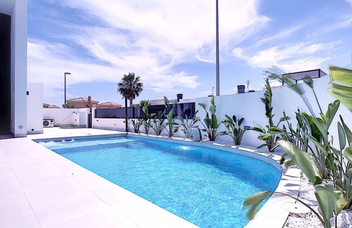 Sucina Villa | Modern villa with private pool