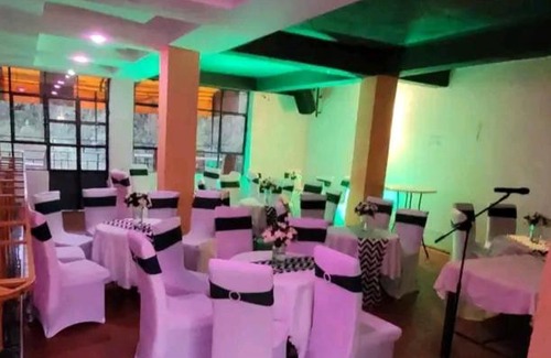 Langata Hotel | Modern Villas