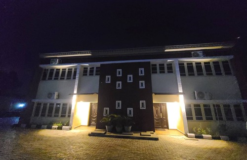 Ibadan Apartment | Modupeore Apartments