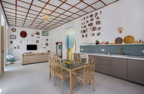 Santa Cruz de Tenerife House | Mojo Surf Igueste