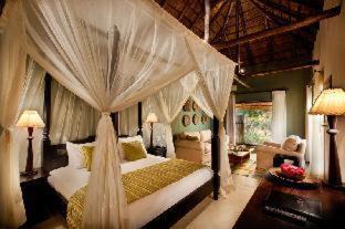 Tsumeb Cabin | Mokuti Etosha