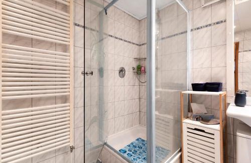 Elmlohe Apartment | Mole Valley Ranch Fewo2