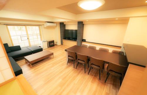 Minami Apartment | MolinHotels702-札幌市定山渓天然温泉に紅葉シーズン到来-K-beds1&W-beds3