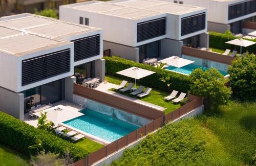 Ixia Villa | Momentum Villas