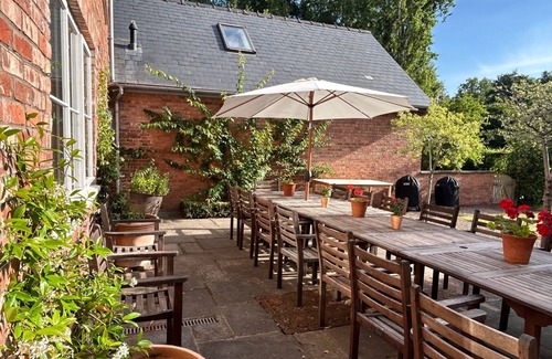 Monnington-on-Wye House | Monnington House & Garden Cottage 9 dbl bedrms 9 bathrms Great for special stays