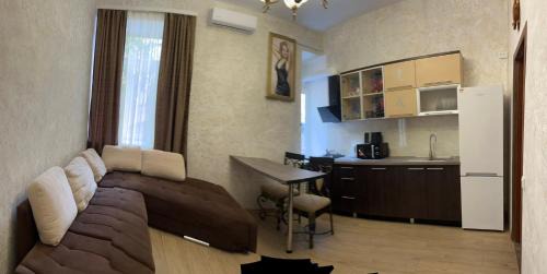 Dobrovelychkivka Apartment | Monro-style in the historical center