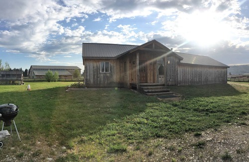 Grantsdale House | Montana as a rural oasis