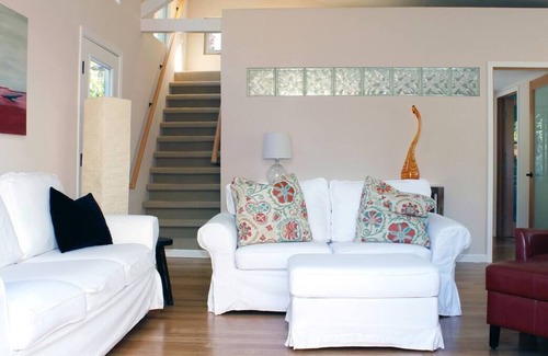 Montecito House | Montecito-Light Filled Sanctuary! 1bd/Loft + Hot Tub
