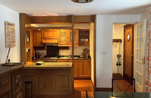 Montgenevre Ski Chalet | Montgenèvre - Chalet in front of Chalmettes chair lift/ticket office