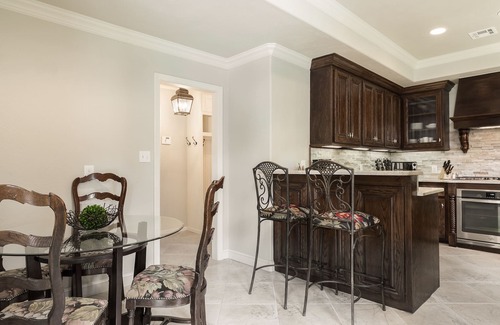 Central Oklahoma City House | Monthly 5 star OKC/Nichols Hills Home