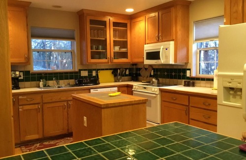 Sandia Park Country Club House | Monthly rentals only mountain getaway.
