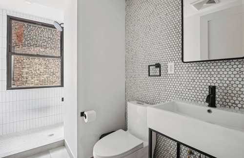 Midtown West Hotel | Moof Hotel