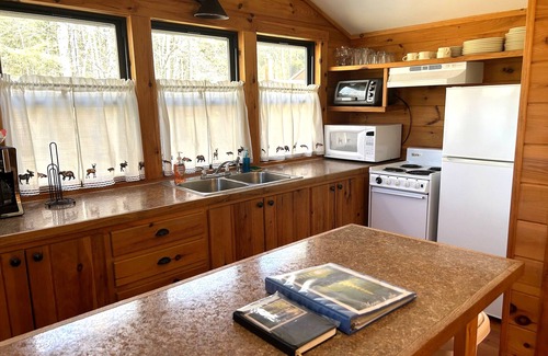 Moon Lake Cottages Cabin | Moon Lake Cottage, Ashland PA