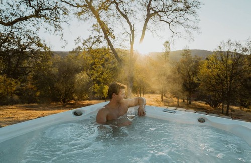 Oakhurst House | Moonlight Hidden Meadow BBQ Hottub by Casa Oso