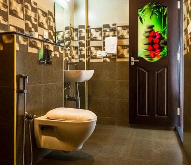 Chithirapuram Hotel | Moonline Resort