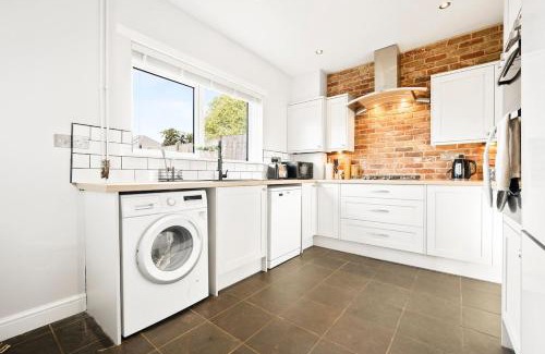 Bournemouth Apartment | Moonlit Bloom