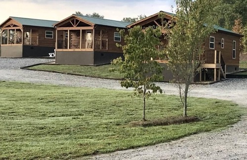 Tryon Cabin | Moore Road Cabin 3 Pet Friendly Horse Lovers delight