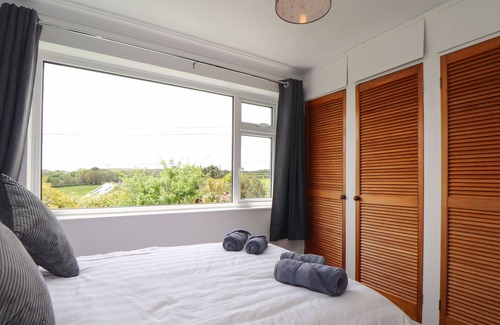 Penryn House | MOORSTONE, family friendly, with open fire in Mabe