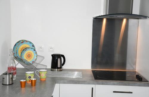 Saint-Pierre De La Reunion Apartment | MORINGA 4 à 6 personnes - PISCINE et VUE MAGNIFIQUE
