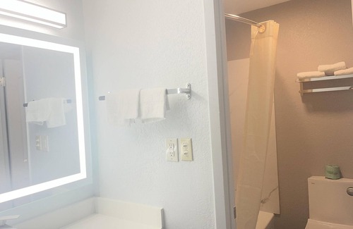 McComb Hotel | Motel 6 – Mccomb, Ms