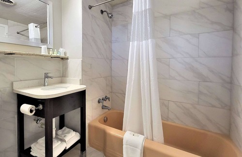 Norfolk - Virginia Beach Hotel | Motel 6 Norfolk, VA – East Little Creek