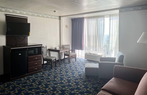 Townsite Hotel | Motel 6 Oceanside, CA Marina/Camp Pendleton