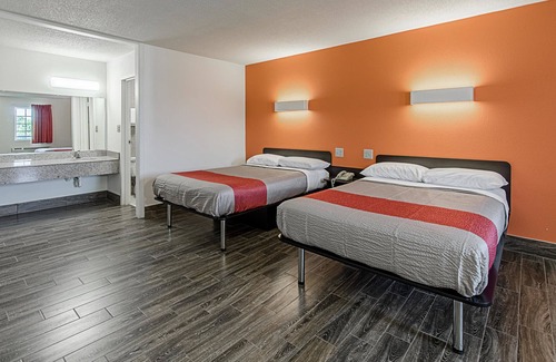 Staunton Hotel | Motel 6 Staunton, VA