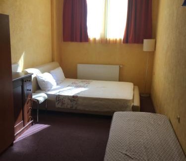 Sezana Hotel | Motel Sofia