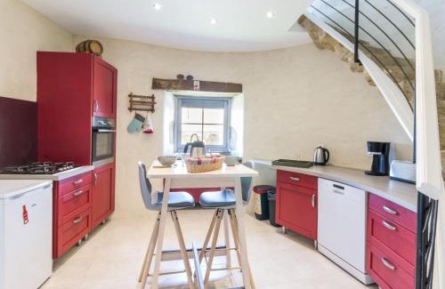 Monnieres House | Moulin 18ème siècle, 3 chambres, jardin, wifi à Monnières - FR-1-306-1164