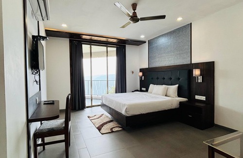 Mahabaleshwar Hotel | MOUNTAIN BREEZE RESORT